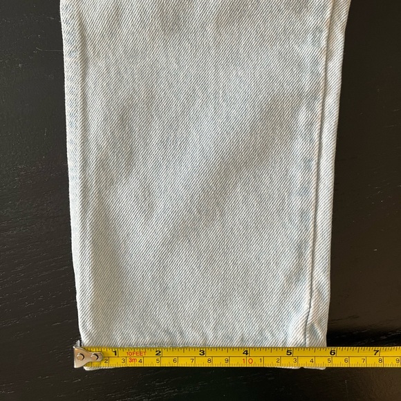 Vintage light wash jeans - Picture 12 of 15